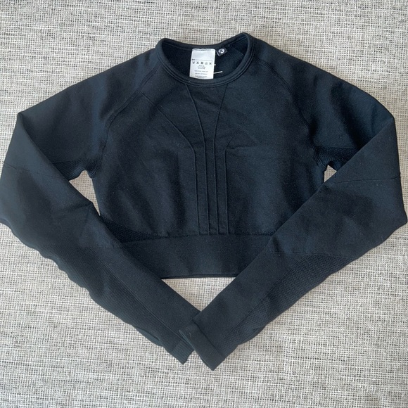 Aybl Balance V2 Seamless long sleeve Crop Top - Picture 2 of 4